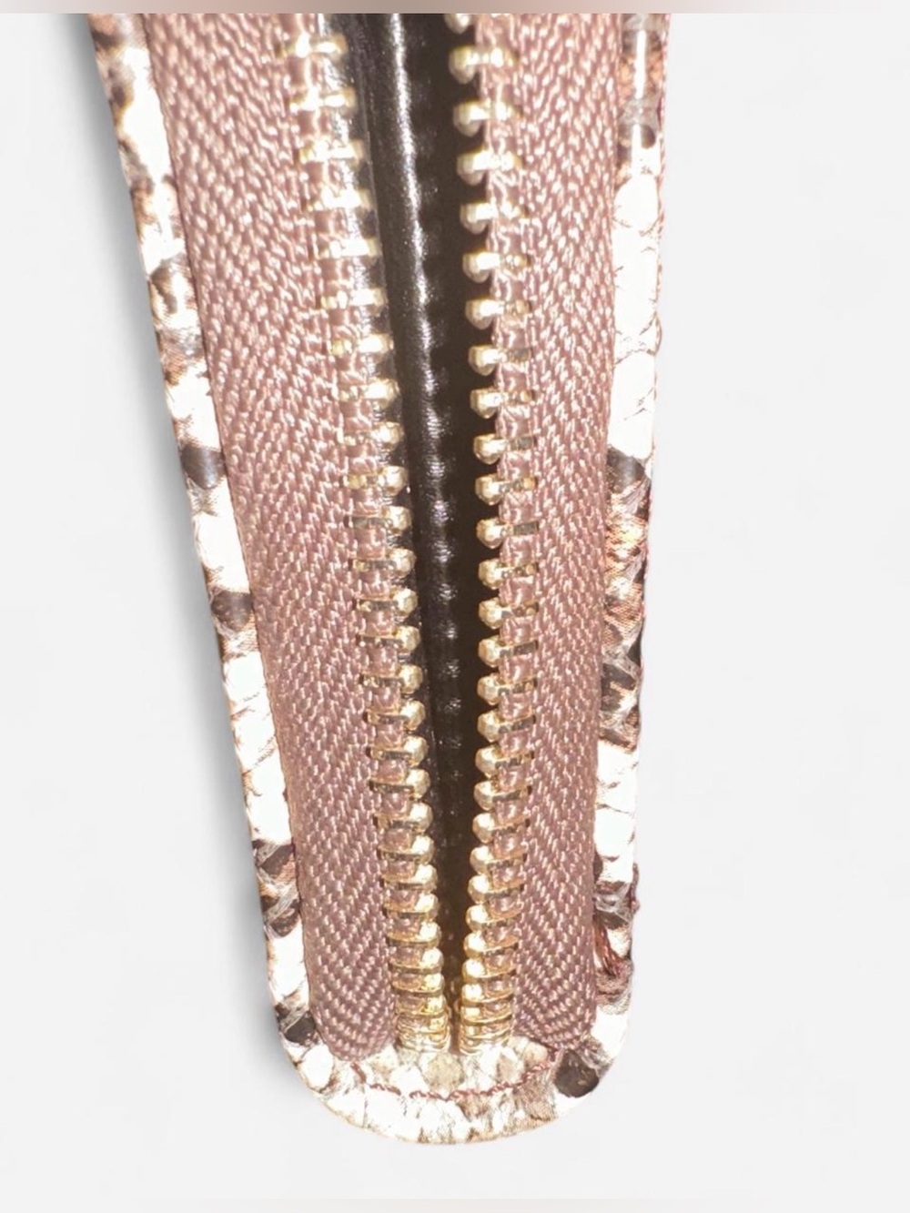 Jessica Simpson Beige and Black Snake-Print Wallet - Picture 6 of 7